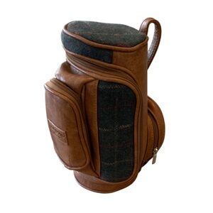 PORTLAND Designed In IRELAND
Golf Washbag Tartan Plaid